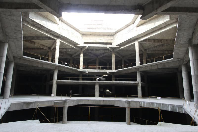 Illustration for article titled First Images Inside North Korea's Ghost Skyscraper